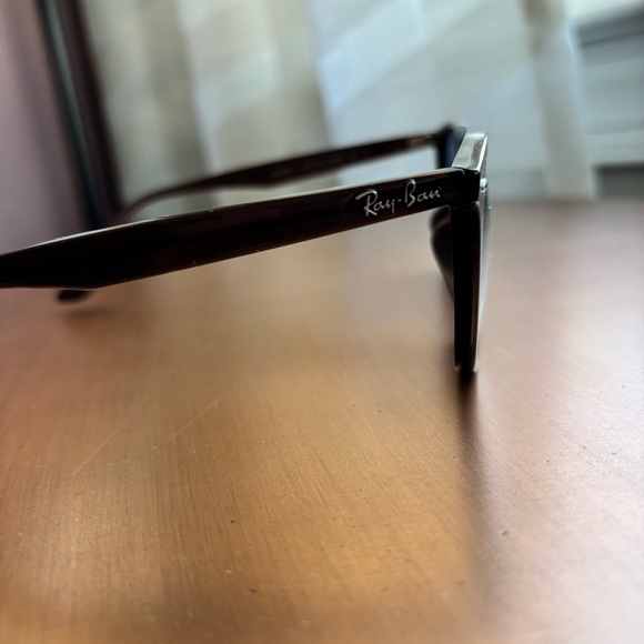 Ray-Ban Black Sunglasses RB 4258 main image 10